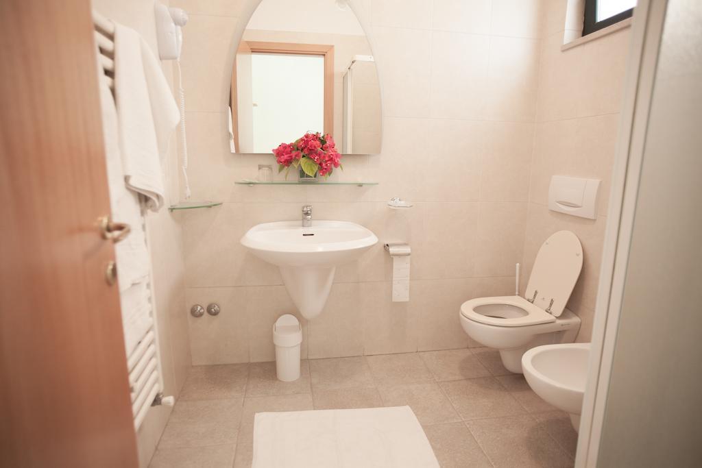 Hotel Lido Vasto Extérieur photo
